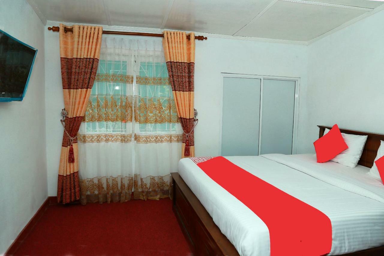 Oyo 238 Selva'S Guest House Nuwara Eliya Esterno foto