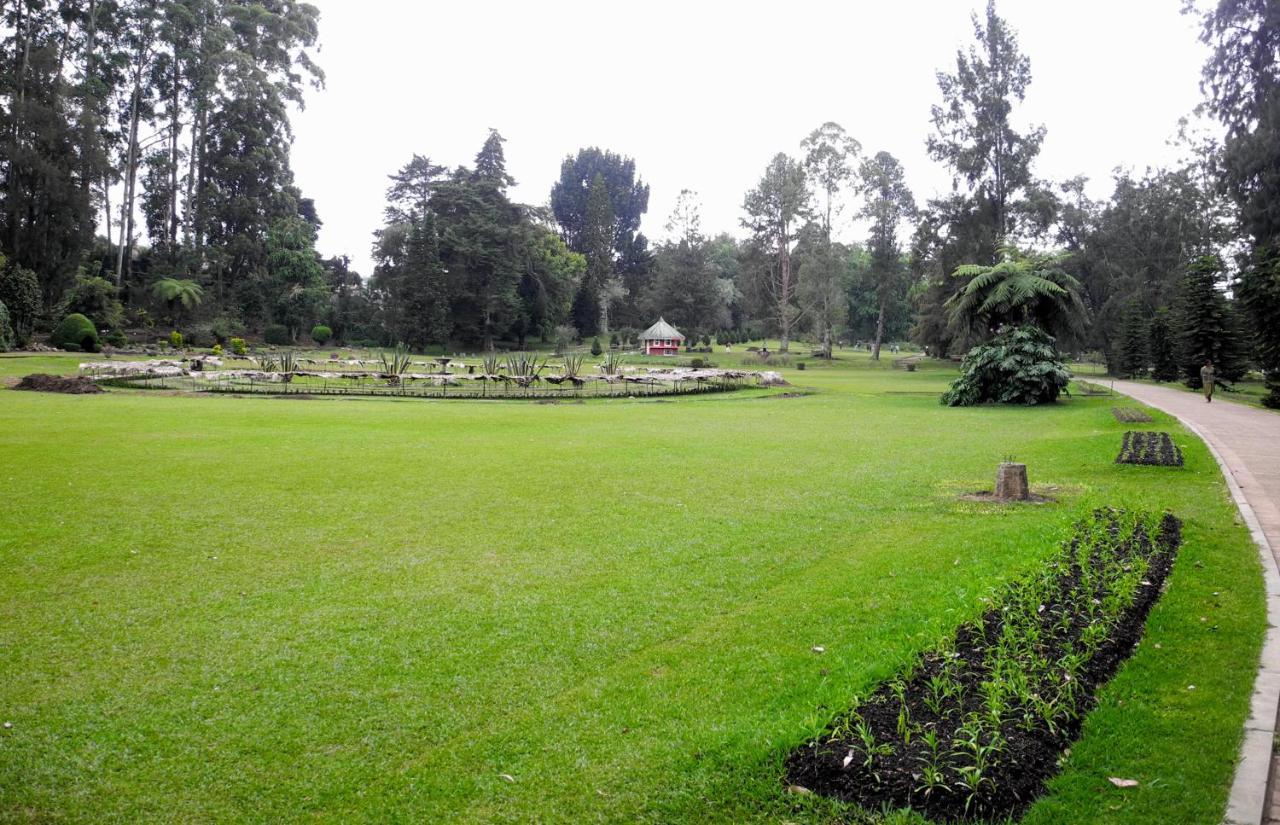 Oyo 238 Selva'S Guest House Nuwara Eliya Esterno foto